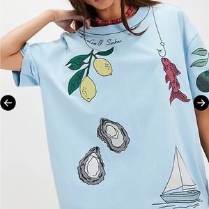 Free People Denim & Bone embroidered oversized tee NWT 🍋 🐟 🦪